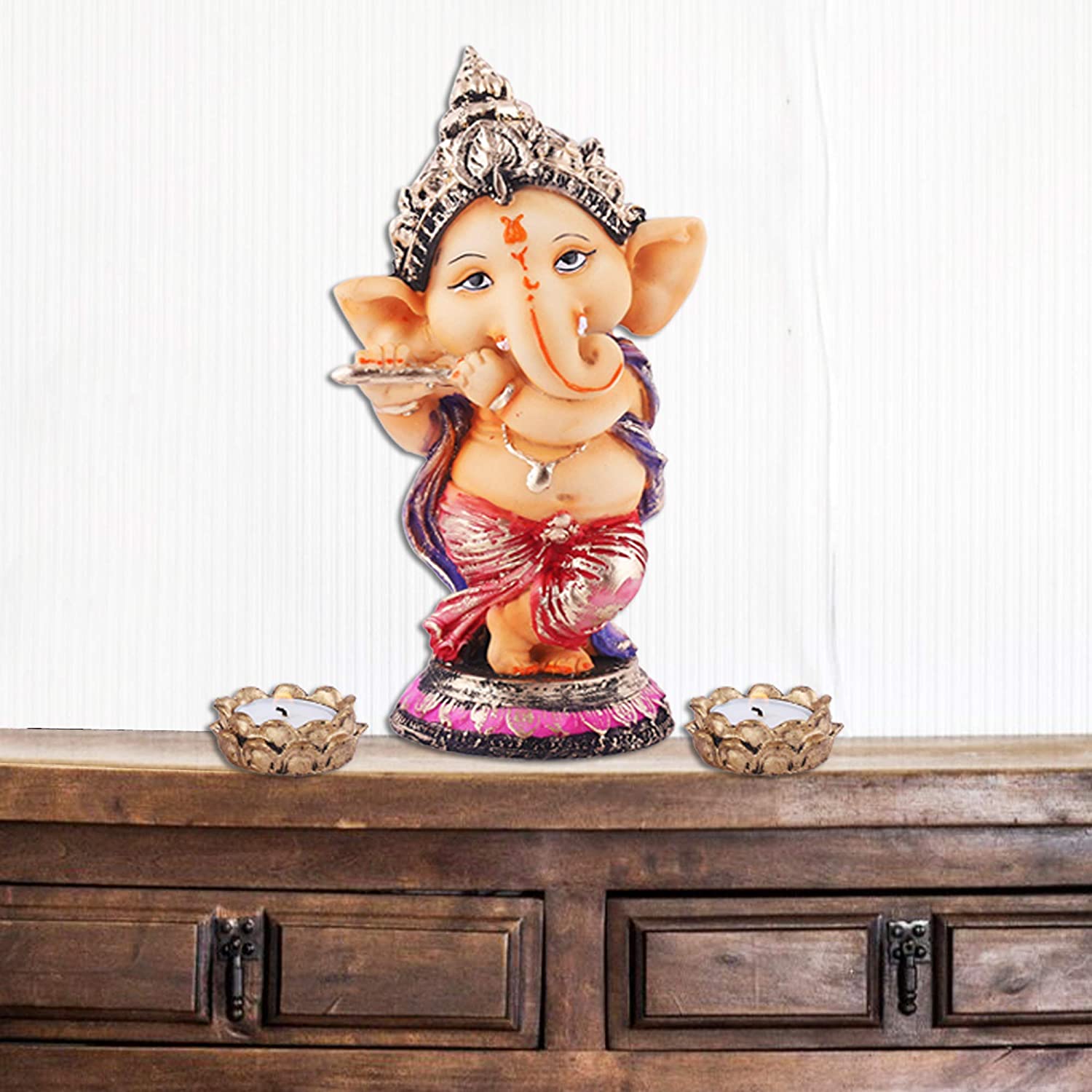 top-six-inch-beige-ganesh-idol-playing-flute-for-vinayagar-chaturthi-in-india.jpg