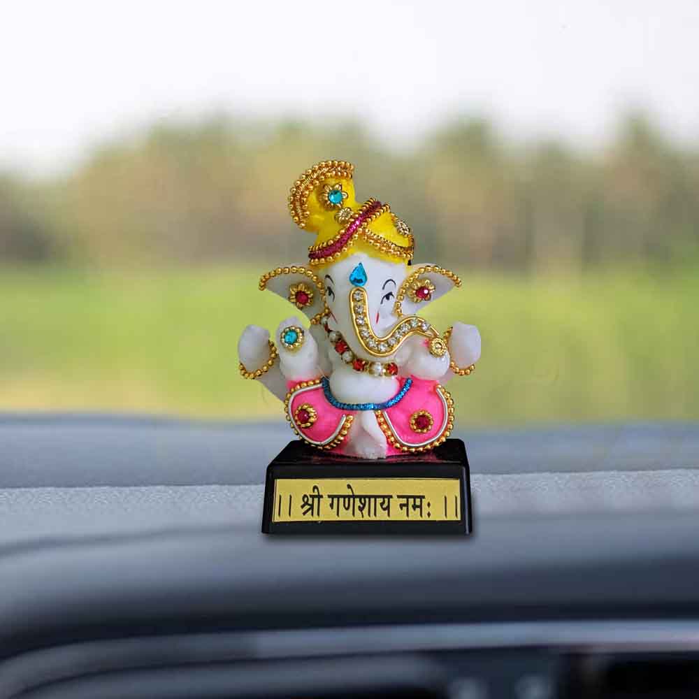 top-white-ganesh-idol-for-vinayagar-chaturthi-in-india.jpg