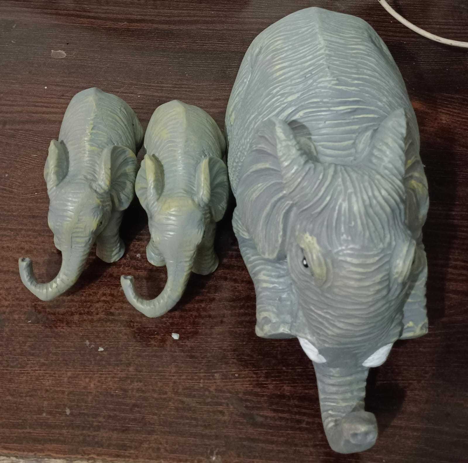 325969-best-online-elephant-family-marble-finish-showpiece-for-vastu.jpg