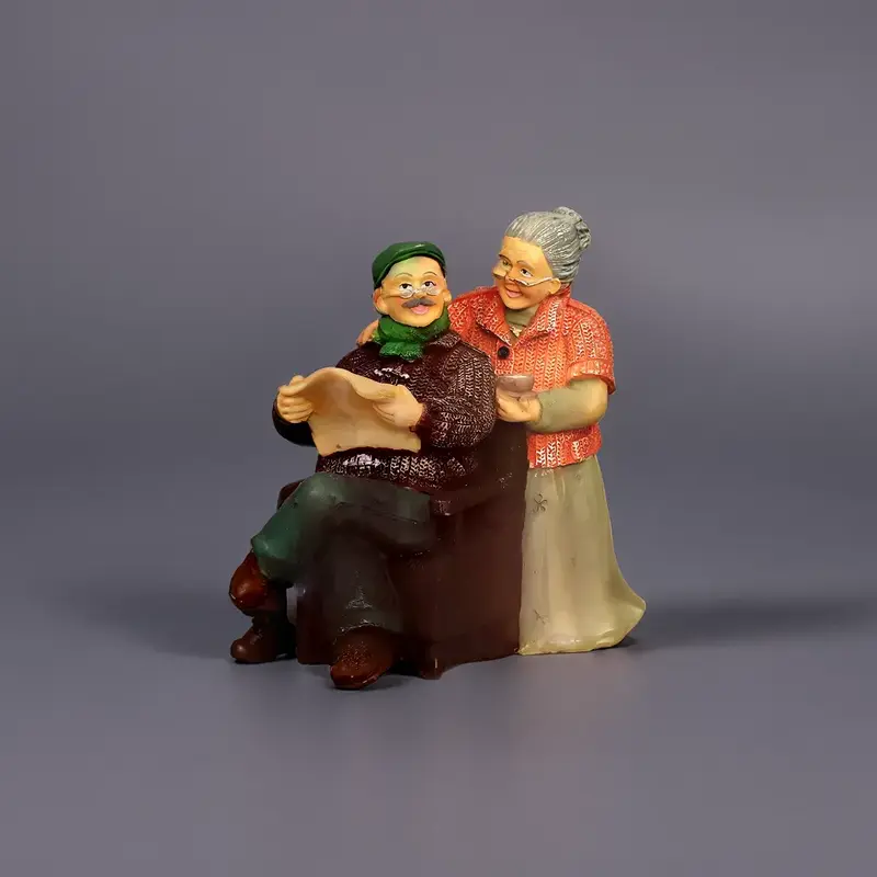 326088-top-dada-and-dadi-statue-for-anniversary-gifts-india.webp