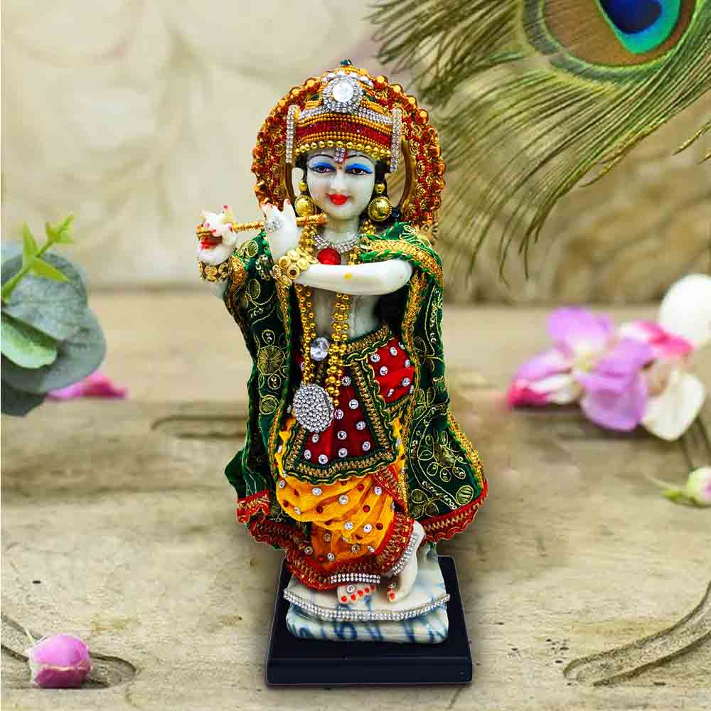 Figurines