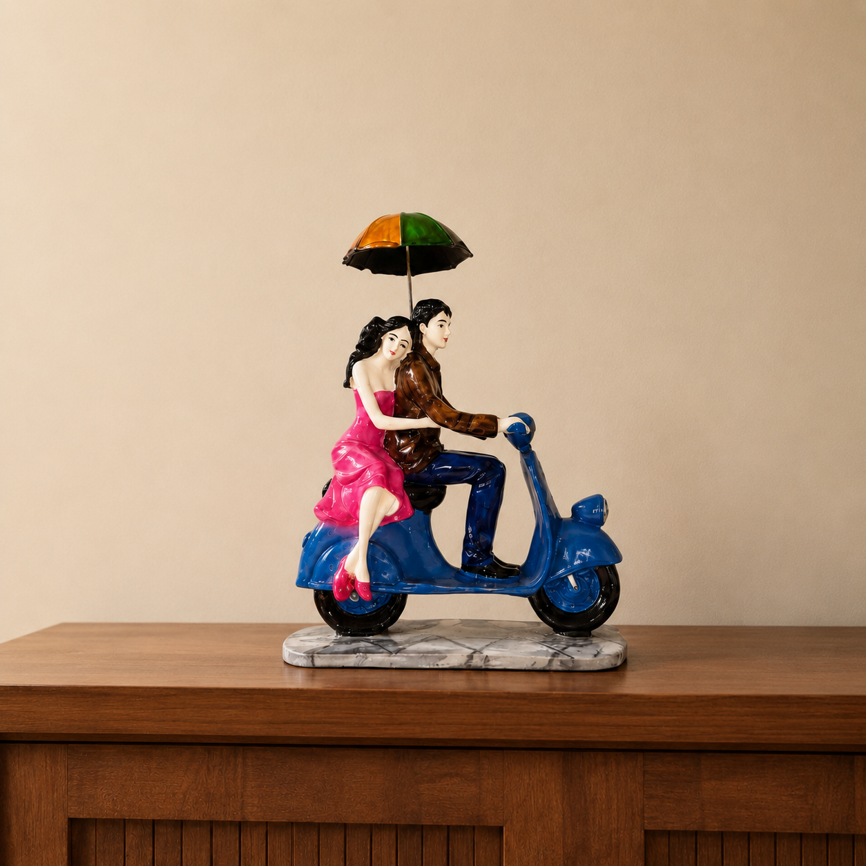 Is vintage style home decor still trending this year