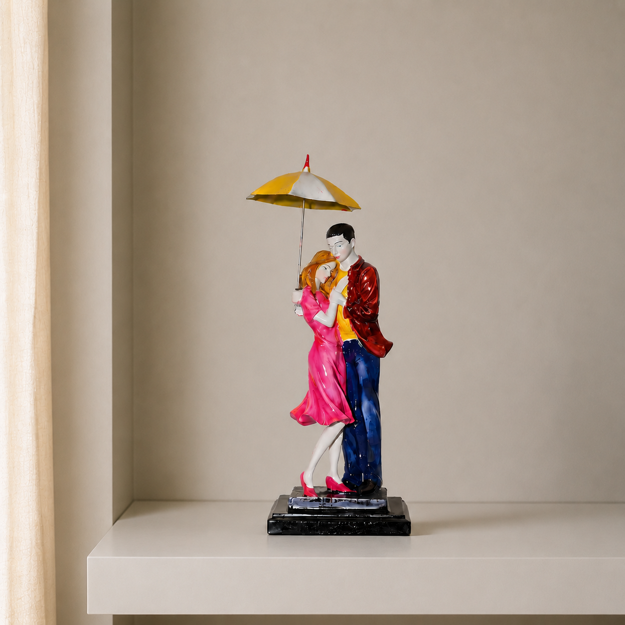 What Is a Good Showpiece Gift for a Girl