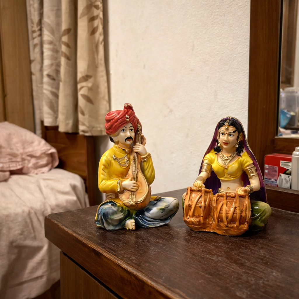 Which statue is lucky for home