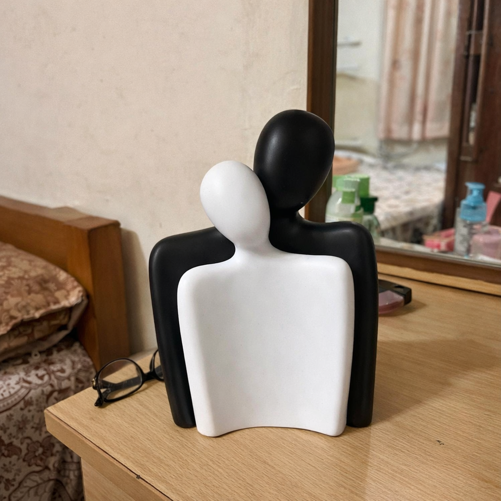 What to give an Indian family for a housewarming gift