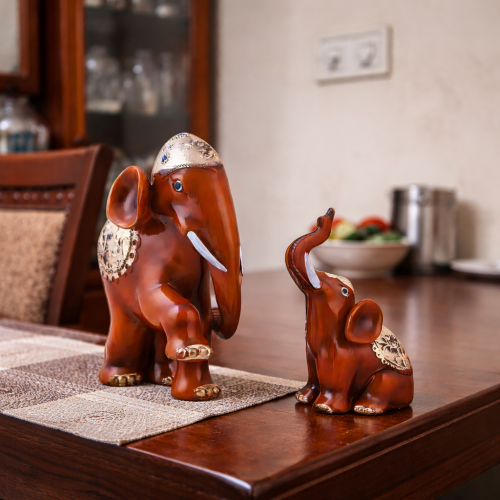 Dining Hall Glow-Up: 15 Showstopping Showpieces That'll Make Your Guests Forget to Eat!