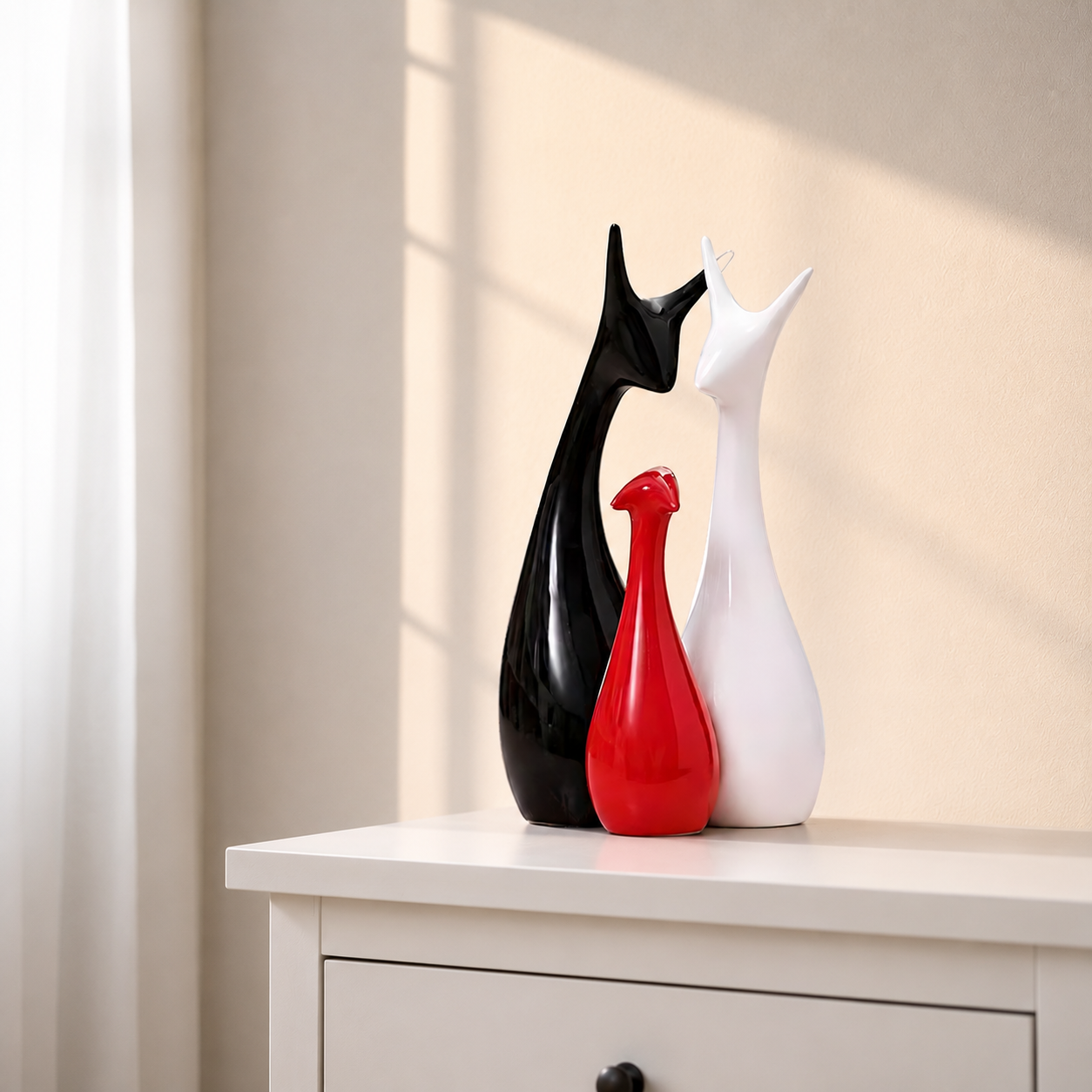 Abstract Sculptures vs Figurines: Which Wins as a Living Room Statement Piece